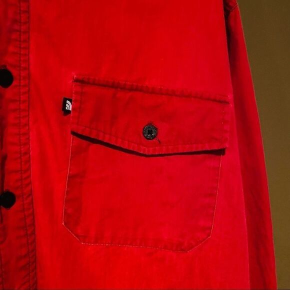 The North Face Shirt Size Large - Picture 7 of 7